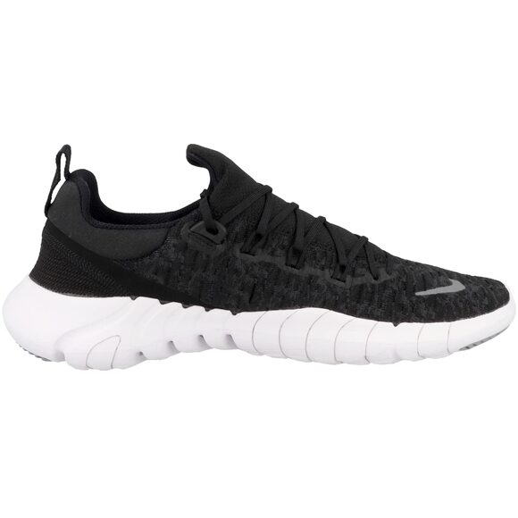 NWT NIKE Men's Free Rn 5,0 2021 Running Shoe, Black White Dk Smoke Grey,8 - Picture 4 of 7